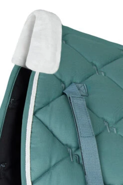 Horze Ghent Dressurschabracke Mit Kunstfell -Cavallo Verkäufe 17416 ALB 3