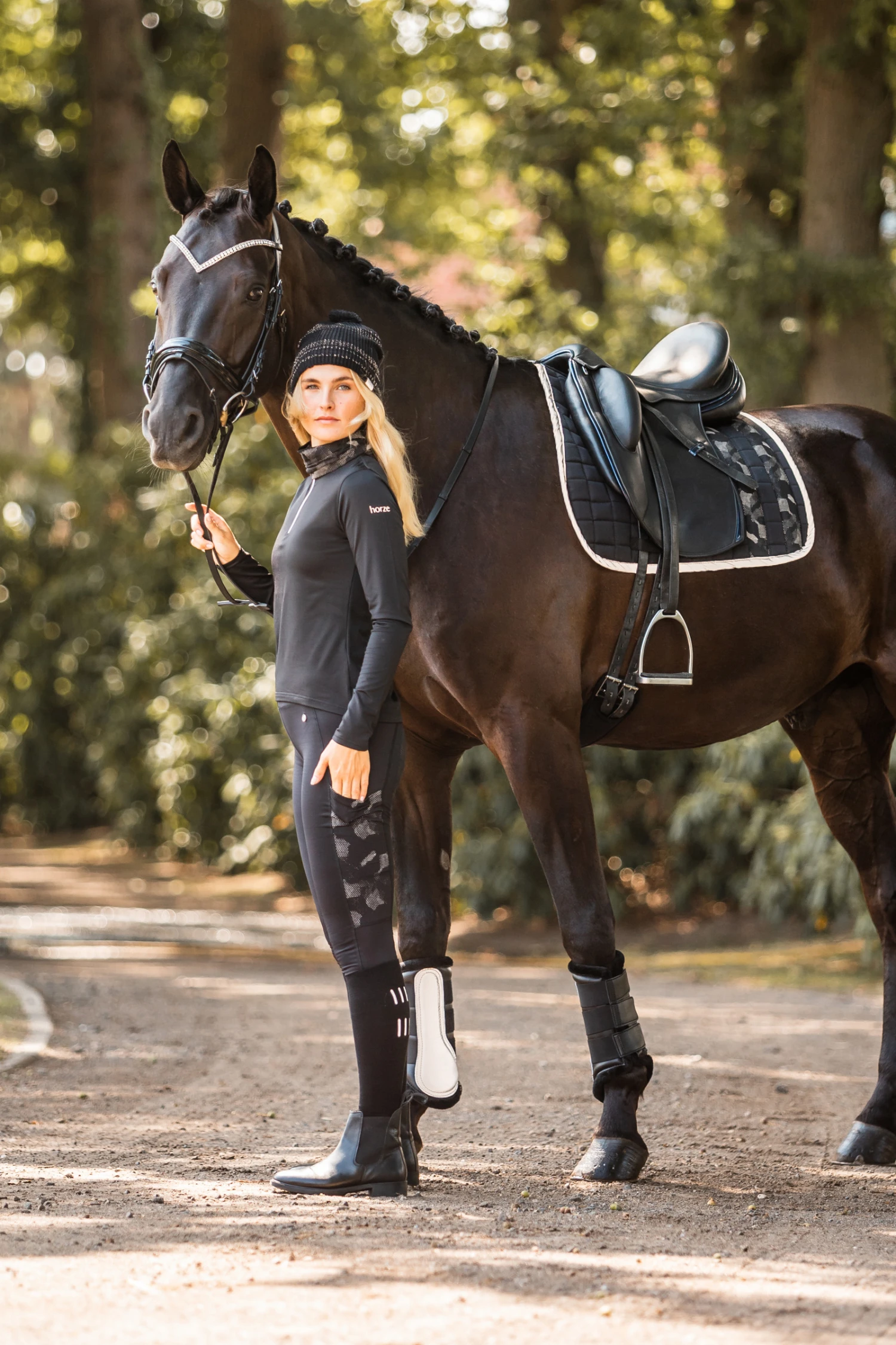 Horze Luminox Reflektierende Schabracke 6 Horze Luminox Reflektierende Schabracke – Bild 4