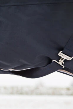 B Vertigo Georgina Weidedecke Mit Abnehmbarem Halsteil, 250g 26 B Vertigo Georgina Weidedecke Mit Abnehmbarem Halsteil, 250g -Cavallo Verkäufe 24133 VDB 06