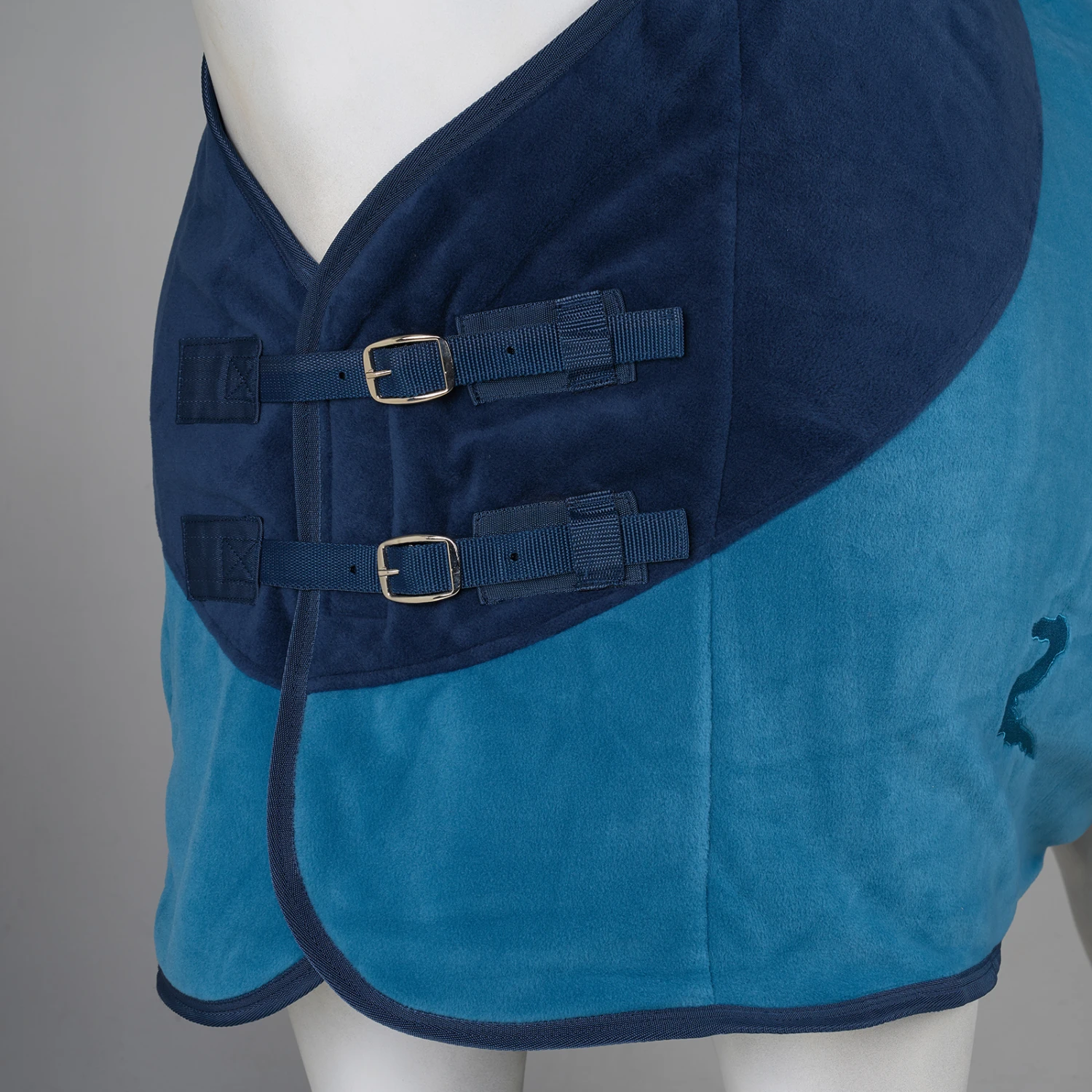 Horze Turin Fleece Abschwitzdecke 5 Horze Turin Fleece Abschwitzdecke – Bild 3