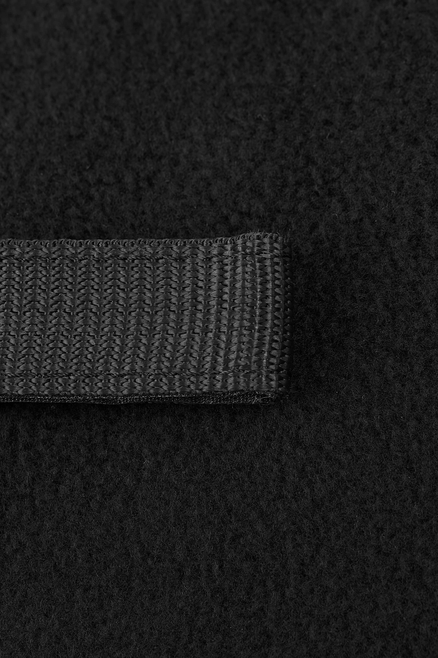 Horze Noir Fleece Ausreitdecke 4 Horze Noir Fleece Ausreitdecke – Bild 2