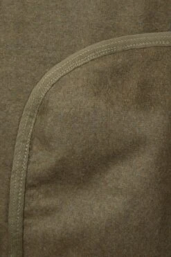 Horze Stalldecke Aus Wolle Mit Kordeldetail 37 Horze Stalldecke Aus Wolle Mit Kordeldetail -Cavallo Verkäufe 24961 GR 4