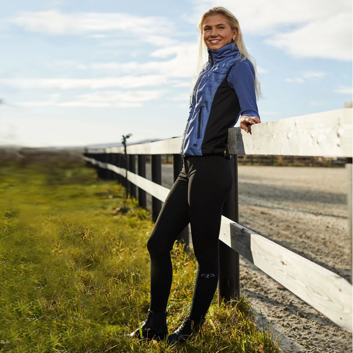 Horze Shelly Leicht Gefütterte Damenreitweste 18 Horze Shelly Leicht Gefütterte Damenreitweste – Bild 16