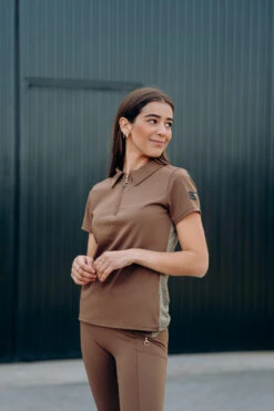 Horze Sagira Damen Trainingshirt Mit Goldener Rückseite 30 Horze Sagira Damen Trainingshirt Mit Goldener Rückseite -Cavallo Verkäufe 33571 bdbr 10