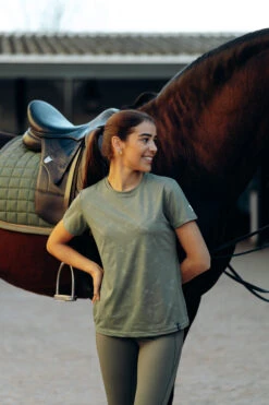 Horze Nina Damen Funktionsshirt Mit Pferdeprint 28 Horze Nina Damen Funktionsshirt Mit Pferdeprint -Cavallo Verkäufe 33575 OVGR 8