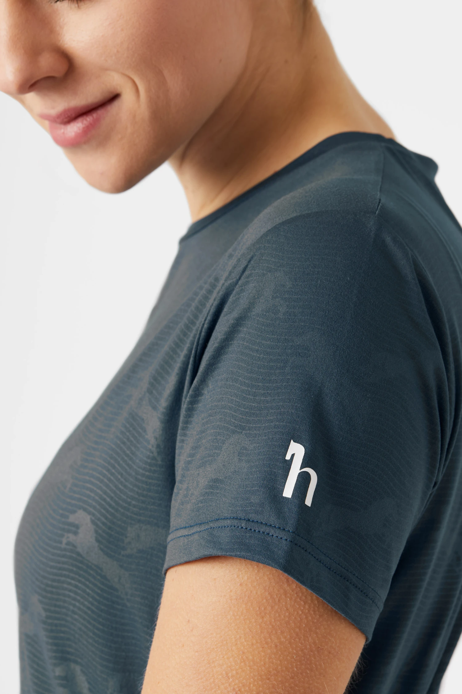 Horze Nina Damen Funktionsshirt Mit Pferdeprint 16 Horze Nina Damen Funktionsshirt Mit Pferdeprint – Bild 14