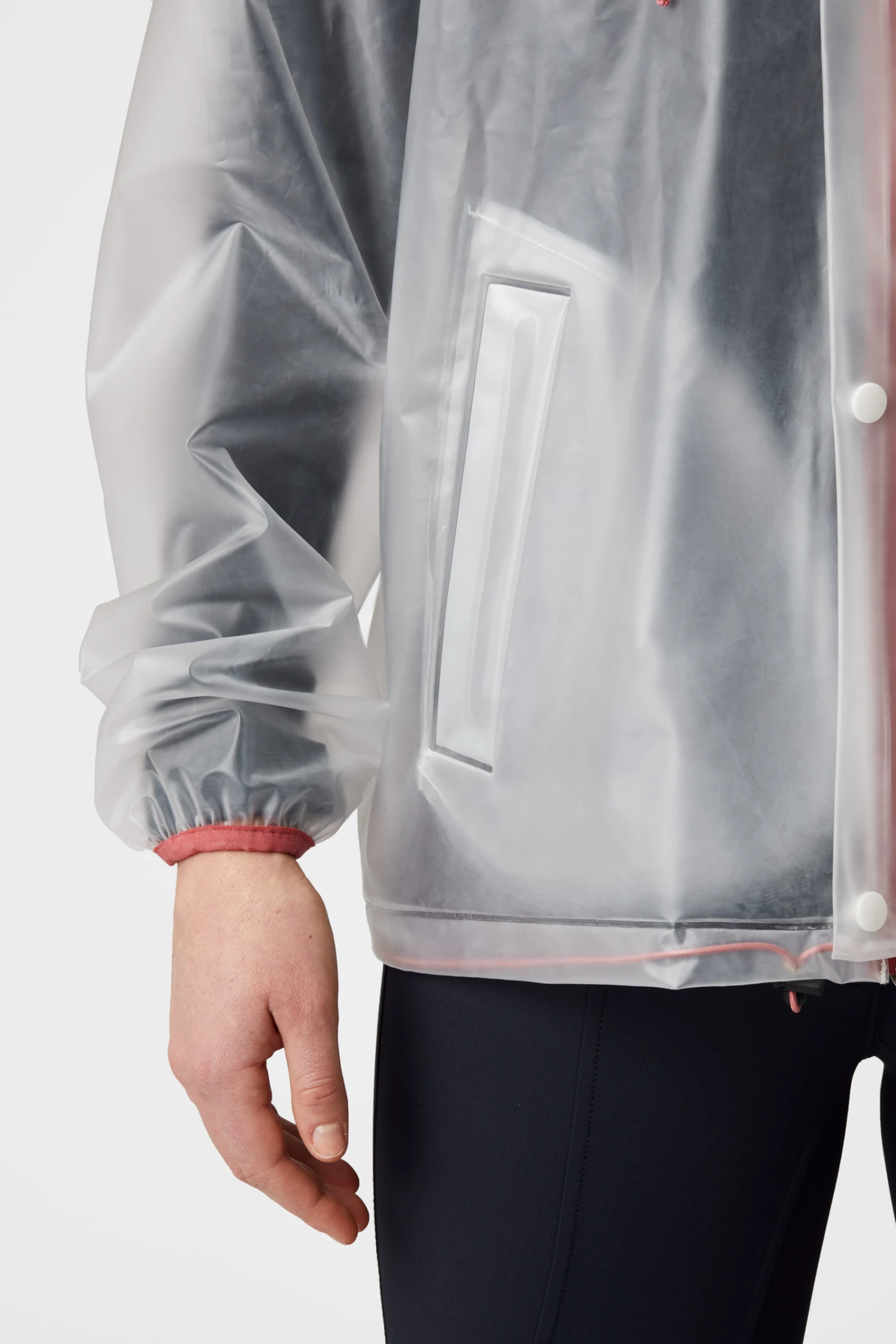 B Vertigo Remi Transparente Damen Regenjacke 8 B Vertigo Remi Transparente Damen Regenjacke – Bild 6