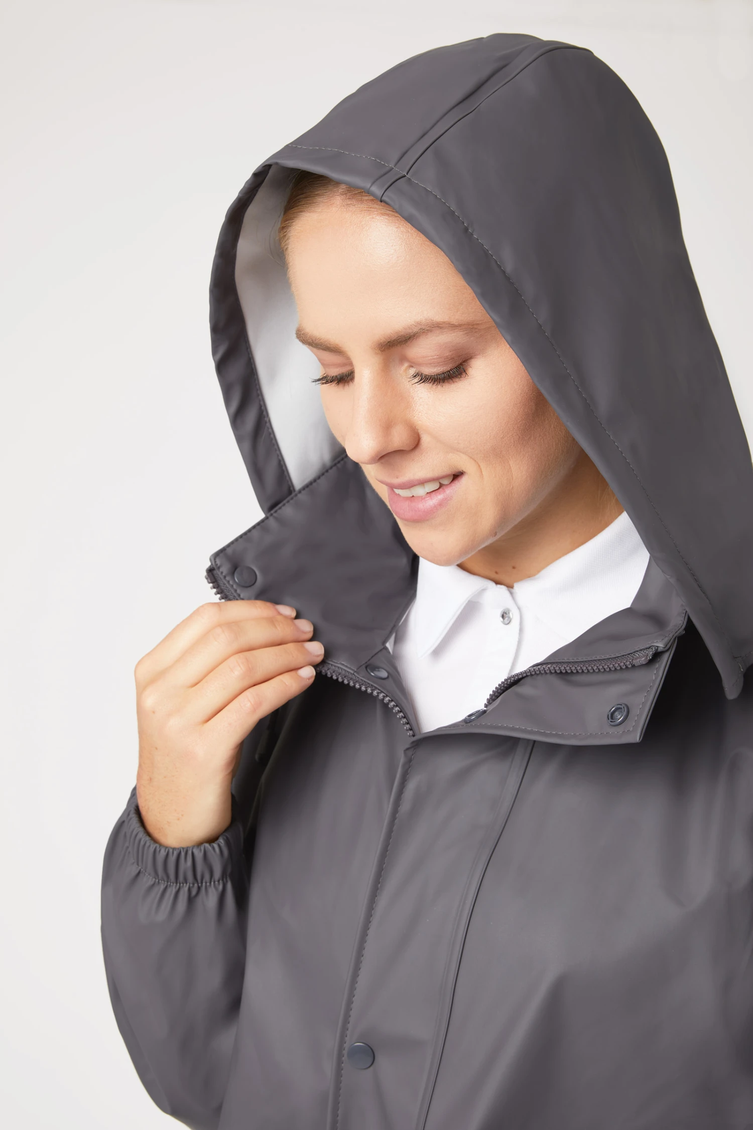 Horze Rory Damen Regenjacke & -hosen Set 9 Horze Rory Damen Regenjacke & -hosen Set – Bild 7