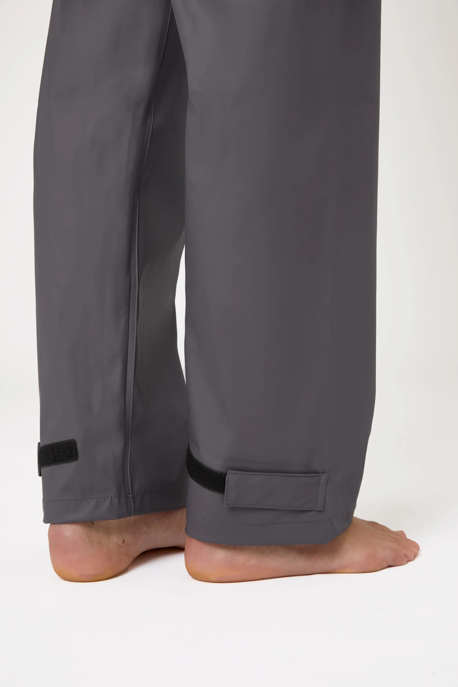 Horze Rory Damen Regenjacke & -hosen Set 10 Horze Rory Damen Regenjacke & -hosen Set – Bild 8