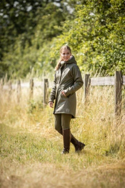 Horze Dania Damen Winter Regenmantel Mit Fleecefutter -Cavallo Verkäufe 33636 DOGR 8