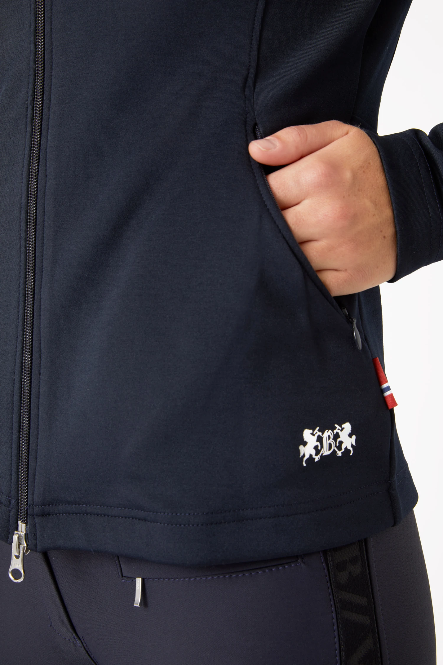 B Vertigo Linnea Damen Sweatshirtjacke Mit Hohem Kragen 8 B Vertigo Linnea Damen Sweatshirtjacke Mit Hohem Kragen – Bild 6