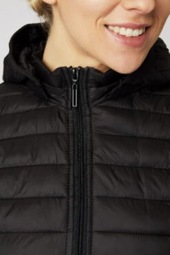 Horze Leicht Gefütterte Damen Reitjacke Mit Kapuze 27 Horze Leicht Gefütterte Damen Reitjacke Mit Kapuze -Cavallo Verkäufe 33901 BL 6