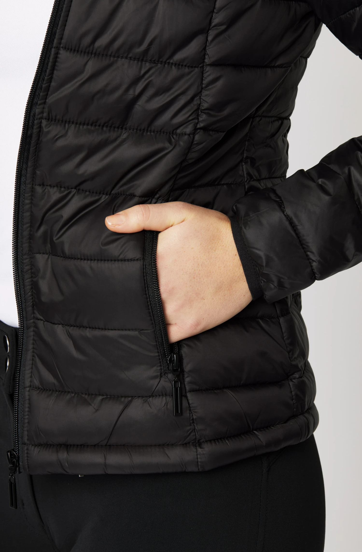 Horze Leicht Gefütterte Damen Reitjacke Mit Kapuze 9 Horze Leicht Gefütterte Damen Reitjacke Mit Kapuze – Bild 7