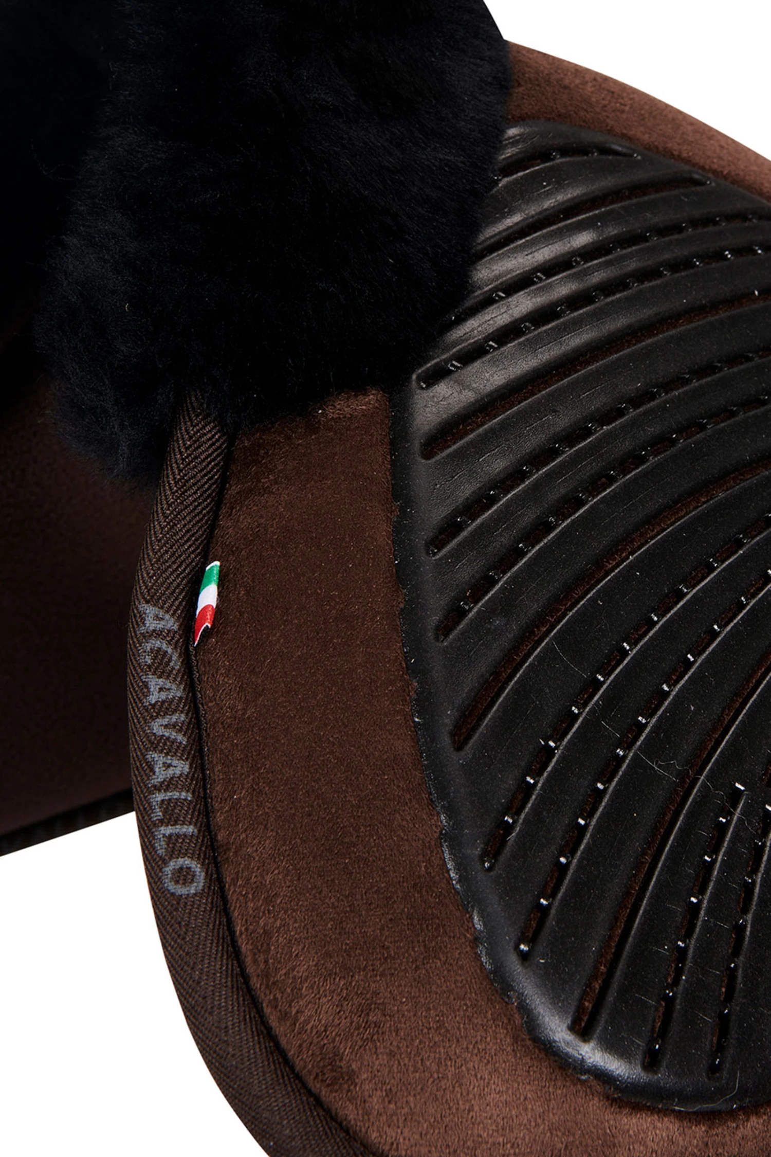 Acavallo Close Contact Gel & Memory Foam Pad Mit Lammfell 10 Acavallo Close Contact Gel & Memory Foam Pad Mit Lammfell – Bild 8