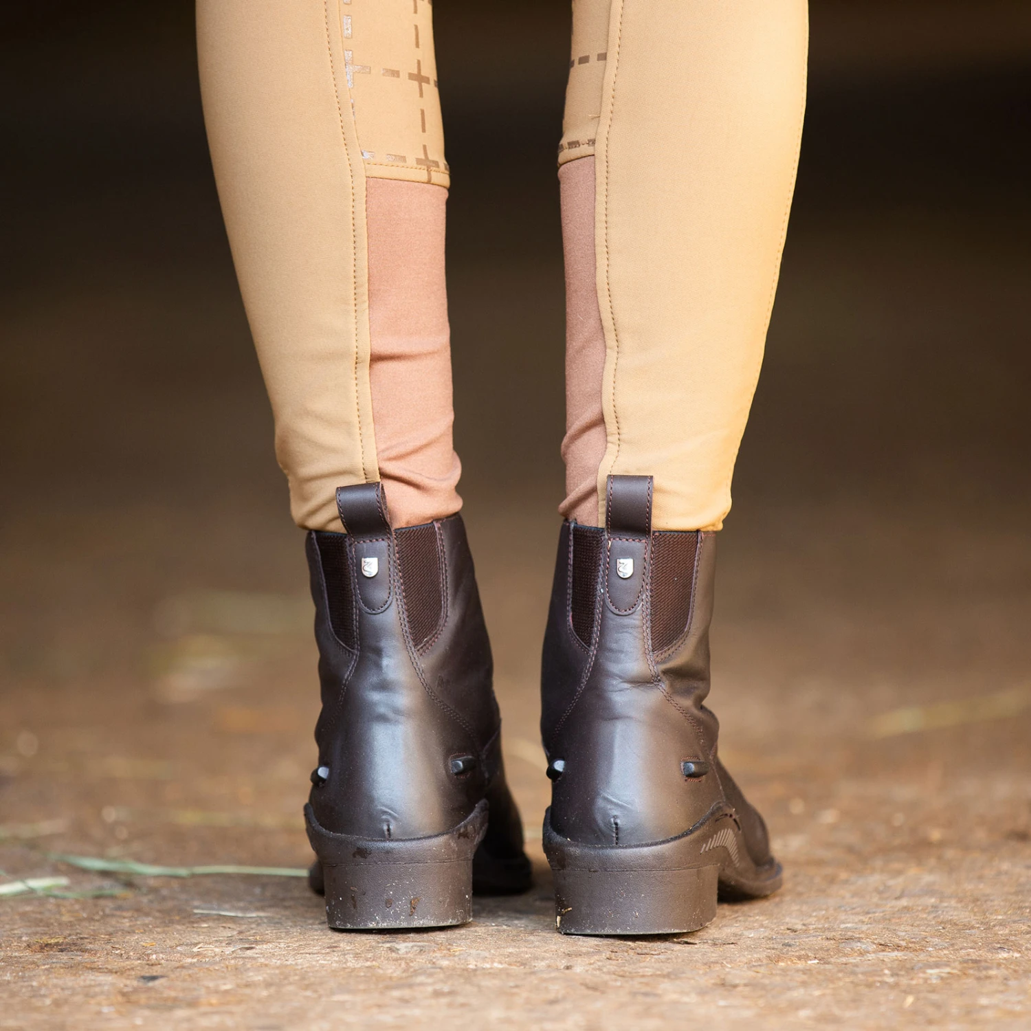 Horze Suffolk Reitstiefeletten Mit Reißverschluss Vorne 14 Horze Suffolk Reitstiefeletten Mit Reißverschluss Vorne – Bild 12